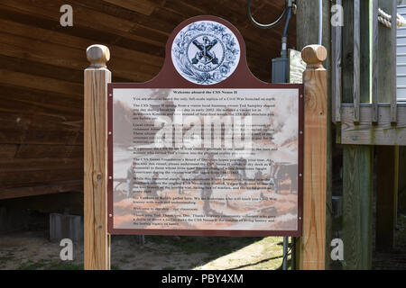 Ein Schild mit Informationen über die CSS Neuse II eine vollständige Nachbildung des CSS Neuse einen Verbündeten Marine gepanzerte Schiff. Stockfoto