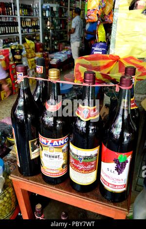 Shop-Grenze Peru - Ecuador. Abteilung von Huaraz Peru Handel Handwerk Stockfoto