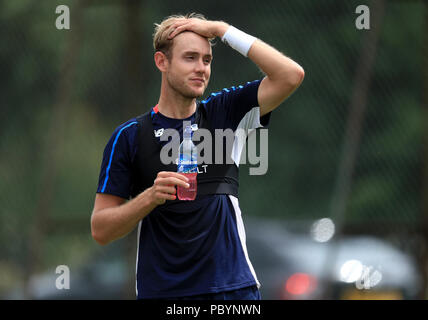 England's Stuart Breite während einer Netze Sitzung in Edgbaston, Birmingham. Stockfoto