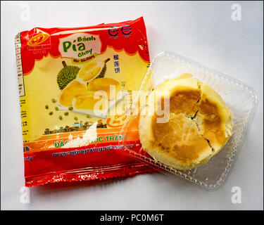 Vietnam, Durian Frucht Kuchen in Blister Verpackung, Stockfoto