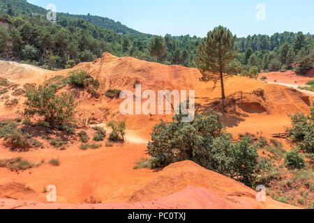 Französische Kolorado, Rustrel, Vaucluse, Provence, Frankreich, Europa Stockfoto