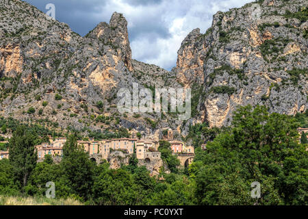Moustiers-Sainte-Marie, Verdon Schlucht, Alpes-de-Haute-Provence, Frankreich, Europa Stockfoto