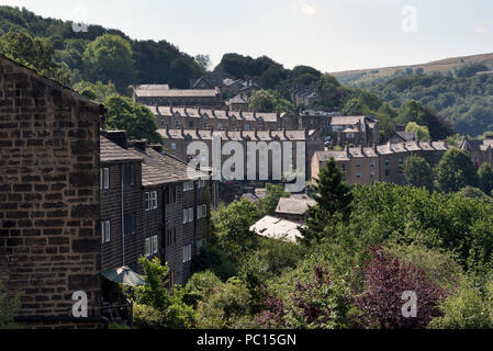 Die Walliser Stadt Hebden Bridge in den Calder Valley, West Yorkshire, UK Stockfoto