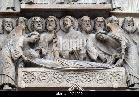 Der Tod der Jungfrau Maria, der Jungfrau, die Kathedrale Notre Dame, Paris, Weltkulturerbe der UNESCO in Paris, Frankreich Stockfoto