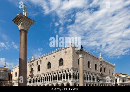 Dogenpalast, Markusplatz, Venedig Stockfoto