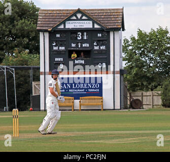 Grappenhall CC (Grappers) spielen Alderley Edge Cricket Club, im breiten Lane, Grappenhall, Warrington, Cheshire, North West England, Großbritannien