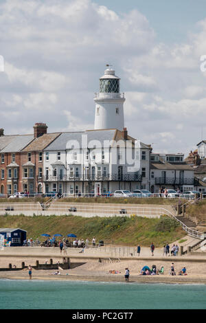 Blick auf das Meer und den Leuchtturm, Southwold, Suffolk UK Stockfoto