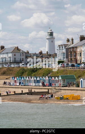 Blick auf das Meer und den Leuchtturm, Southwold, Suffolk UK Stockfoto