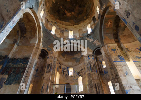 Innenraum der armenischen Kathedrale Kirche vom Heiligen Kreuz auf der Insel Akdamar. Van See. Türkei Stockfoto