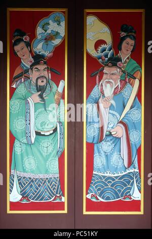 Hoi Tuong Te Nguoi Hoa buddhistischen chinesischen Tempel. Malerei Tür. Phu Quoc. Vietnam. | Verwendung weltweit Stockfoto