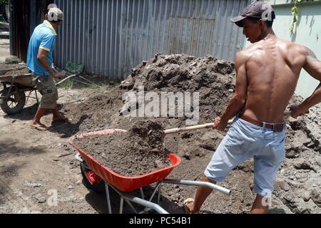 Die Arbeiter auf der Baustelle. Ho Chi Minh City. Vietnam. | Verwendung weltweit Stockfoto