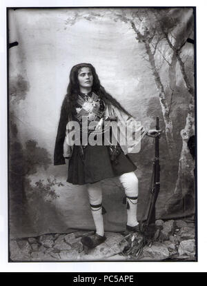 653 Woman-Greek - Macedonian-Struggle - Papazoglou Stockfoto