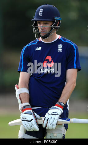 Der Engländer James Anderson bei einem Netze Sitzung in Edgbaston, Birmingham. Stockfoto