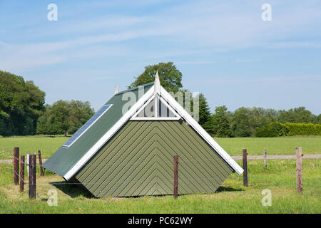 Niederländische Holz- Salz Haus für die Salzgewinnung im Querformat Stockfoto