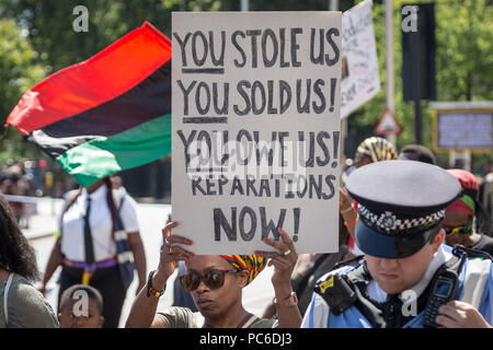 Jährliche Afrikan Emanzipation Tag Reparationen Rally und März in Brixton, London, UK. Stockfoto