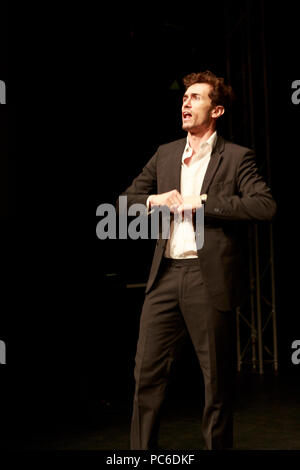 Edinburgh, Schottland. UK. 1. August 2018. Drücken Sie Anruf Greenside Spielstätten Presse Starten im Rahmen des Edinburgh Fringe Festival. Edinburgh. Im Bild: Matthäus 19:14. Pako Mera/Alamy Leben Nachrichten. Stockfoto