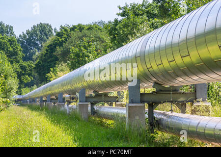 Riesige metall Gas Pipeline Gas außerhalb der Verteilung Stockfoto