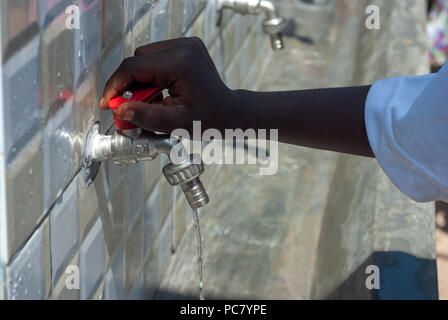 Abwasserentsorgung in Kampala, Uganda, Afrika Stockfoto
