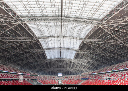 Massives Indoor-Dacharchitektur-Design im Singapore Sports Hub Stadion. Stockfoto