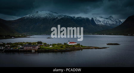 Sildpollnes Kirche, Lofoten, Norwegen. Stockfoto