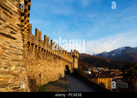 Castelgrande, UNESCO-Weltkulturerbe, Bellinzona, Tessin, Schweiz, Europa Stockfoto