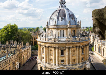Hohe Betrachtungswinkel von Radcliffe Camera Gebäude in Oxford Stockfoto