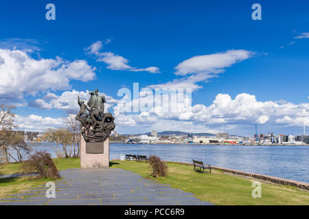 OSLO, Norwegen - 26 April 2018: bygdoy. Denkmal für die Matrosen. Dieses Denkmal ist in der Nähe der Fram Museum und der Norwegischen Maritime Museum entfernt Stockfoto