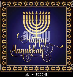 Happy Chanukka Grußkarte. Typografie Design. Leuchter mit 9 Kerzen. Vector Illustration. Karte mit Schriftzug text und Hanukkah Menorah. Co Stock Vektor