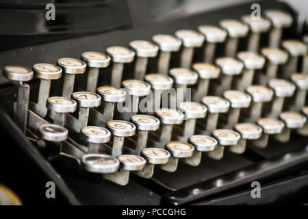 Antike Schreibmaschine Tasten, selektiven Fokus Stockfoto