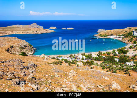 Lindos Beach Antenne Panoramablick auf der Insel Rhodos, Griechenland Stockfoto