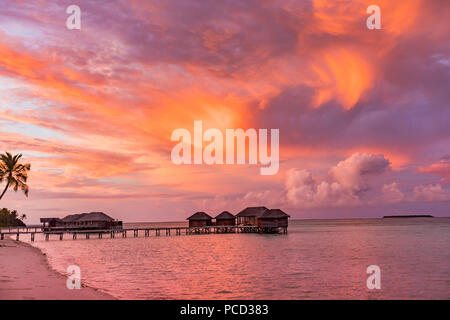 Die schöne Landschaft bei Conrad Maldives Rangali Island, Malediven, Indischer Ozean, Asien Stockfoto