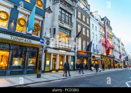 New Bond Street, einer der bekanntesten Einkaufsstraßen von London, in der Weihnachtszeit, London, England, Vereinigtes Königreich, Europa Stockfoto