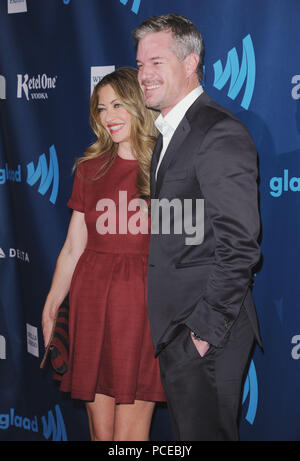 Rebecca Gayheart und Eric Dane am 24. jährlichen GLAAD Media Awards der Ankunft im JW Marriott. in Los Angeles. Rebecca Gayheart und Eric Dane 125 - - - - - - - - - - - - - Red Carpet Event, Vertikal, USA, Filmindustrie, Prominente, Fotografie, Bestof, Kunst, Kultur und Unterhaltung, Topix Prominente Fashion/Vertikal, Besten, Event in Hollywood Leben - Kalifornien, Roter Teppich und backstage, USA, Film, Stars, Film Stars, TV Stars, Musik, Promis, Fotografie, Bestof, Kunst, Kultur und Unterhaltung, Topix, drei Viertel, vertikal, eine Person aus dem Jahr 2013, Stockfoto