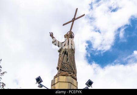 Christus Statue auf der Oberseite des Cerro San Bernardo Hill - Salta, Argentinien Stockfoto