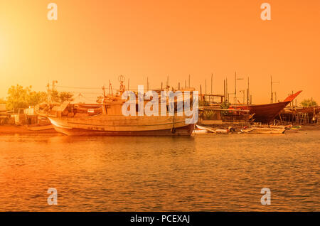 Dhow Werft in Sur Oman, wo traditionelle Boote hergestellt und repariert Stockfoto