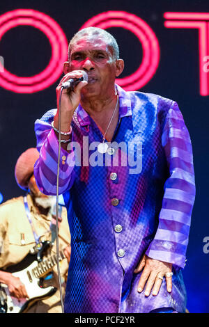 Ken Boothe auf der Hauptbühne bei womad am Donnerstag, 26. Juli 2017 in Charlton Park, Wiltshire statt. Bild: Ken Boothe OD ist ein jamaikanischer Sänger. Stockfoto