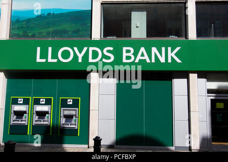 LONDON, Großbritannien - 31 JULI 2018: Lloyds Bank store Front auf der Oxford Street in Central London. Stockfoto