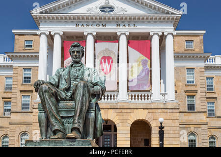 MADISON, WI/USA - 26. JUNI 2014: Bascom Hall auf dem Campus der Universität von Wisconsin-Madison. Stockfoto