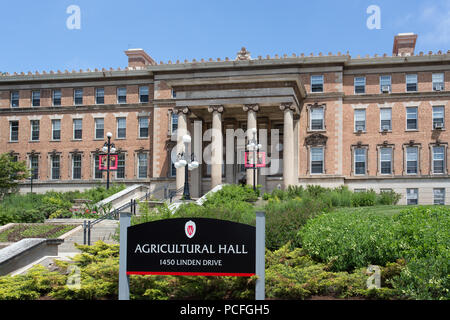 MADISON, WI/USA - 26. JUNI 2014: landwirtschaftliche Halle auf dem Campus der Universität von Wisconsin-Madison. Stockfoto