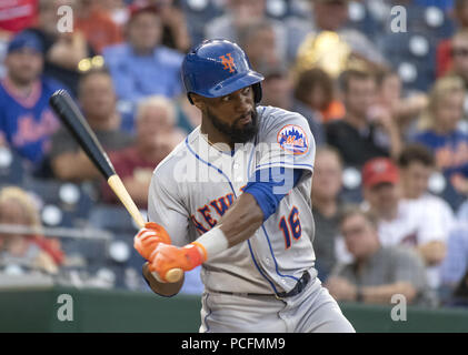 Washington, District of Columbia, USA. Juli 31, 2018. New York Mets Mittelfeldspieler Austin Jackson (16) Fledermäuse im zweiten Inning gegen die Washington Nationals an den Angehörigen Park in Washington, DC am Dienstag, 31. Juli 2018. Quelle: Ron Sachs/CNP. Credit: Ron Sachs/CNP/ZUMA Draht/Alamy leben Nachrichten Stockfoto