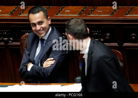 Luigi Di Maio e Claudio Cominardi Roma 02/08/2018. Kamera. Discussione generale sul Decreto Dignita'. Rom August 2 2018. Kammer der Abgeordneten. Diskussion über "würde Dekret". Foto Samantha Zucchi Insidefoto Stockfoto