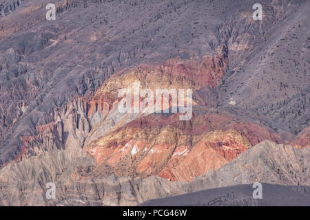 Die Quebrada del Toro Berge im Norden von Salta Puna - Quebrada del Toro, Salta, Argentinien Stockfoto