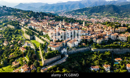 Città Alta oder Obere Stadt, alten ummauerten Stadt Bergamo, Italien Stockfoto