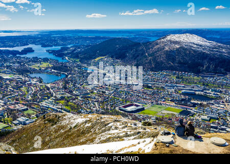 Der frühe Frühling auf Mt Ulriken in Bergen, Norwegen Stockfoto