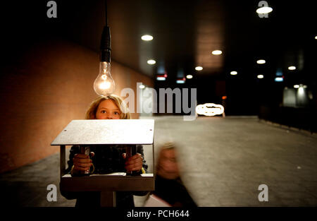 Der Puls Zimmer interaktive Installation von Canadian-Mexican Künstler Rafael Lozano-Hemmer am Artefakt Multimedia Festival in Leuven (Belgien, 14/0 Stockfoto