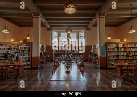 San Francisco, Kalifornien - 27. Juli 2018: San Francisco Public Library, Bernal Heights Zweig. Stockfoto