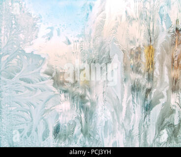 Schönen winter frostigen Morgen Hintergrund - Vereisung Fensterscheibe Muster Nahaufnahme Stockfoto