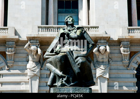 Almeida Garrett Statue - Porto - Portugal Stockfoto