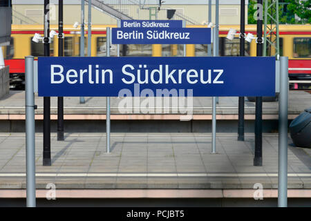 Bahnhof Suedkreuz, Schöneberg, Berlin, Deutschland, Südkreuz Stockfoto