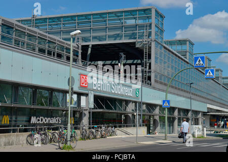 Bahnhof Suedkreuz, Schöneberg, Berlin, Deutschland, Südkreuz Stockfoto